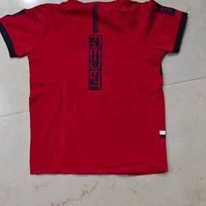 Kids red T-shirt