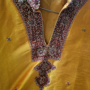 Embellished Kurta Set