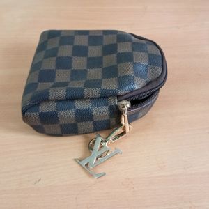 LV Pouch/Coin Purse