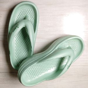 Women Lightweight And Comfortable Slipper Size-5