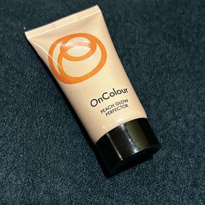 Oriflame OnColour Peach Glow Perfecter Foundation