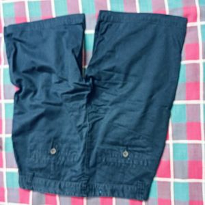 Blue Cotton Capri