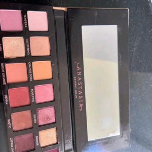 Anastasia Soft Glam Palette