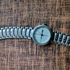 Branded Stylish Silver Watch !