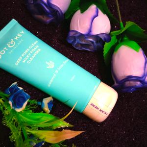 Dot & Key Pore Clean Foam Facewash Cleanser