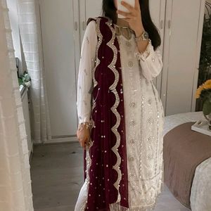 New Standard Pakistani Poshaq Dresses Beautiful Dr