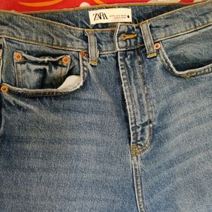 Zara Jeans