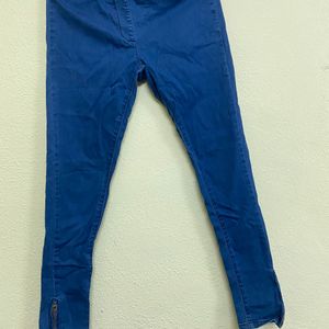 Ankle Length Mid Rise Jeggings