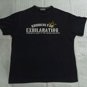 Men black T-shirt