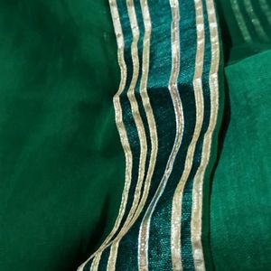 Green Gota Patti Saree No Blouse New Condition