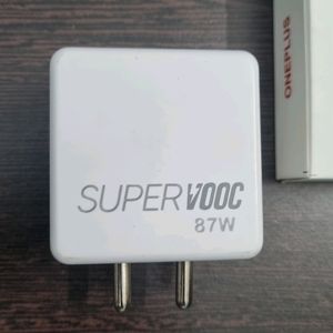 ONEPLUS SUPERVOOC CHARGER WITH OG CABLE