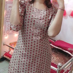 Red Lovely Gotta Patti Work Kurti❤