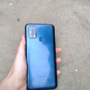 Samsung M 20