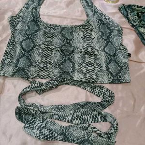 Snake 🐍 Design Top And Bra