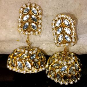 PAIR OF KUNDHAN EARRINGS