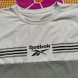 Reebok Tshirt