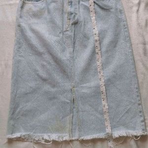 Knees Length Denim Skirt