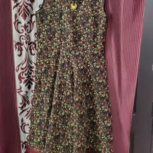 Sleeveless Kurti With Shrug