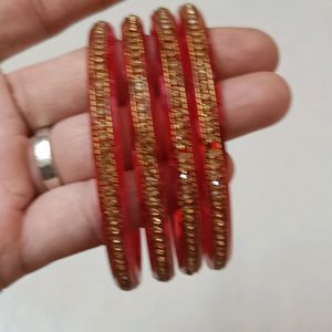 Combo Of Multicolour Bangles .