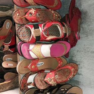 Ladies Sandals Size 6-9...