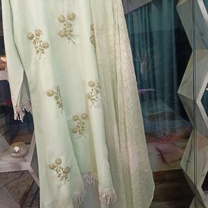 Pakistani Kurta Set