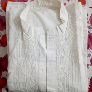 Men White Chikankari Kurta 3