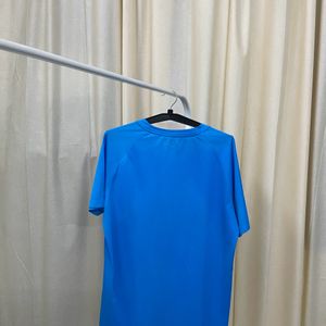 Selling  Puma Tshirt