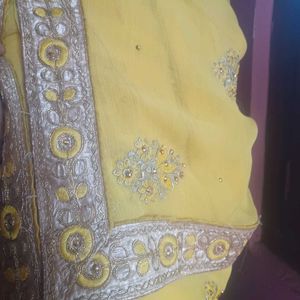 Yellow Chiffon Saree💛