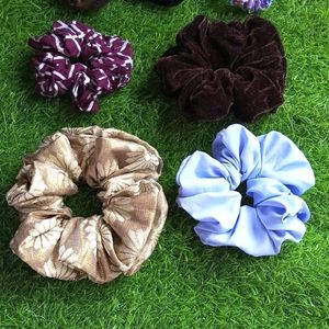 CLASSIC COLOUR FULL SCRUNCHIES FOR GIRLS AND WOMEN