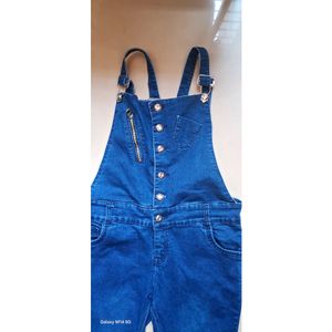 Women Dungaree😍