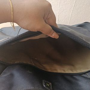 Selling Original IdeaPad (From Lenovo) Laptop Bag