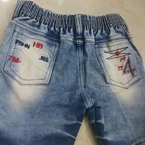 kids denim shorts with t-shirt