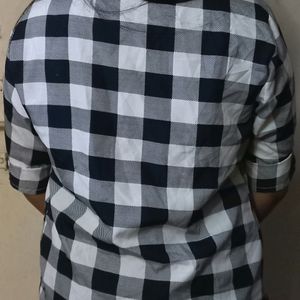 Chequered Quarter Sleeved Shirt