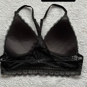 Sale‼️Buy1 Get 1‼️Black Lace Bra 🖤