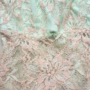 ♡PRICE DROP Pastel Green Lace Top♡