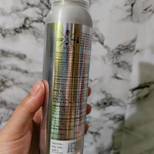 Bblunt Refresh Dry Shampoo Revives And Volumizes