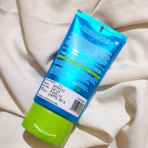 Barrier Repair SPF 50+ Sunscreen ~Aqualogica