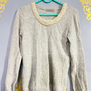 Full Sleeves Fitted Woolen Top