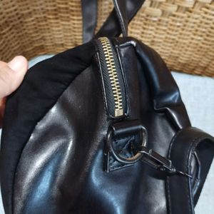 Puma Sling Cum Handbag, Preloved In Good Condition