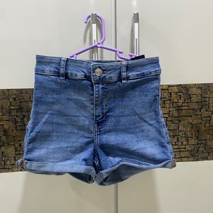 H&M Divided Hot Shorts Blue Denim Cute High Waist Stretchable Branded