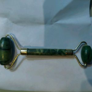 Facial Massager Jade Roller & Gua Sha Too