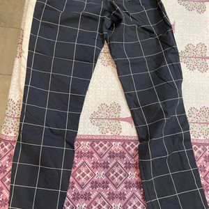 Men Checked Casual Trouser