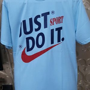 Nike Tshirt