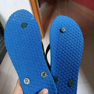 Unused Slippers/flip Flops