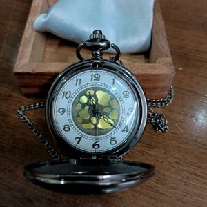 Fancy Pocket Watch With Chain