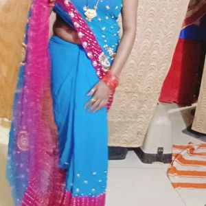New Only Showing  Wear  This Saree Beautiful