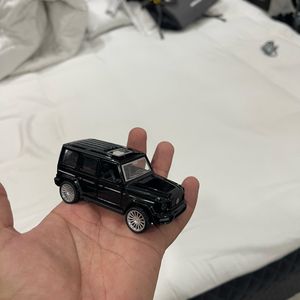 Black G wagon Diecast Car