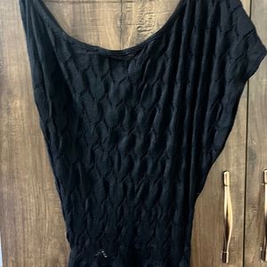 BLACK Drop Shoulder Top