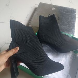 Women Black Heel Boots 👢