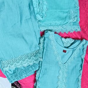 🛍️ Lace Bordered 🤩Pant Kurta Dupatta Set🛍️